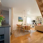 Apartment Hus Utspann Born